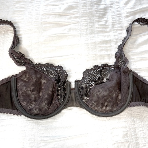 Passionata Lace Bra - Picture 5 of 8